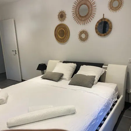 Σπίτι διακοπών Maison/jacuzzi A 5 Min De La Le Pradet